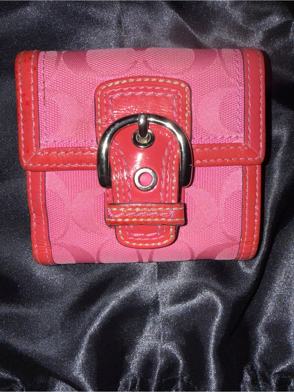 Vintage Y2K Coach Soho Pink Signature C Jacquard Buckle Wallet Rare